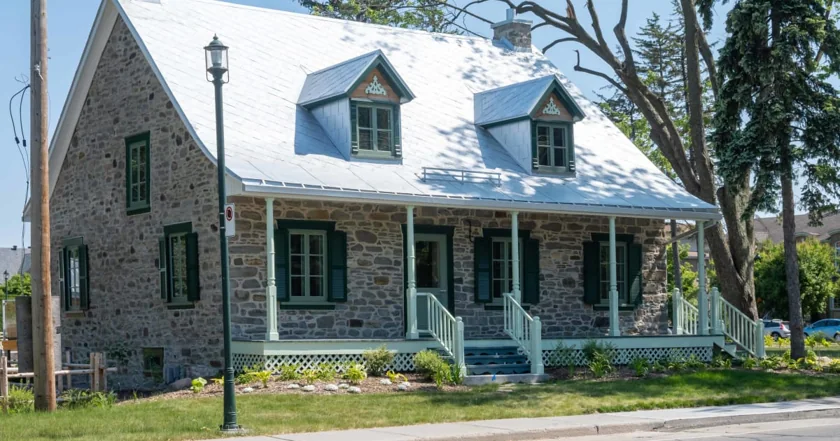 Maison Robert-Bélanger — вид здания; не фото оформления 2026